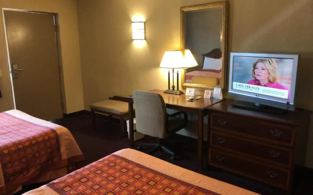 Travel Inn & Suites
