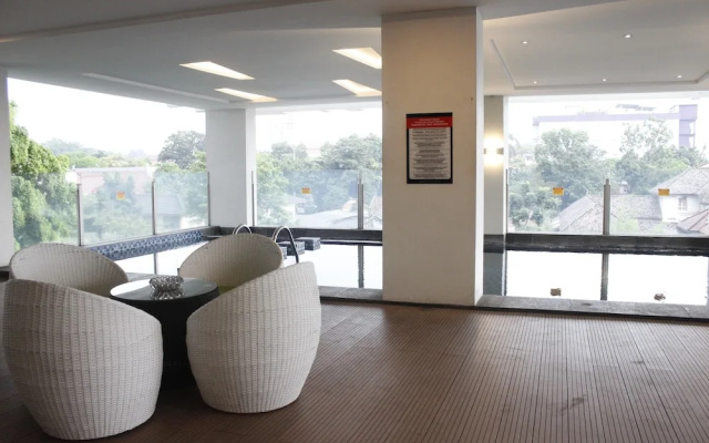 Spacious 2Br Apartment Tamansari Tera Residence
