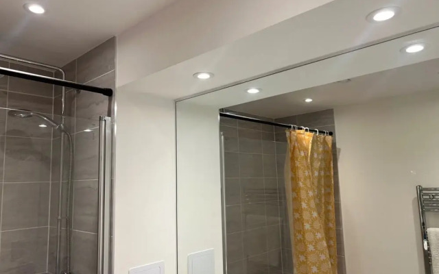 Tranquil Dartford Apartment Retreat