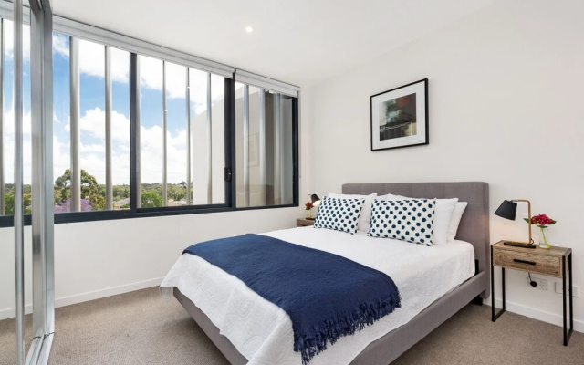 North Ryde Modern Apartment