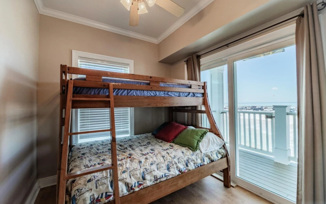 Shamrock Shores - 2941 Bienvil