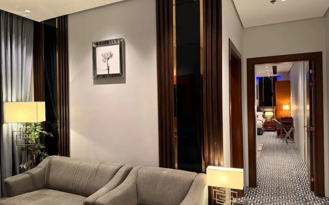 STwin Hotel