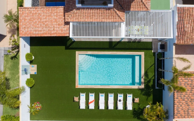 Villa Valentina Ocean View Heated Pool