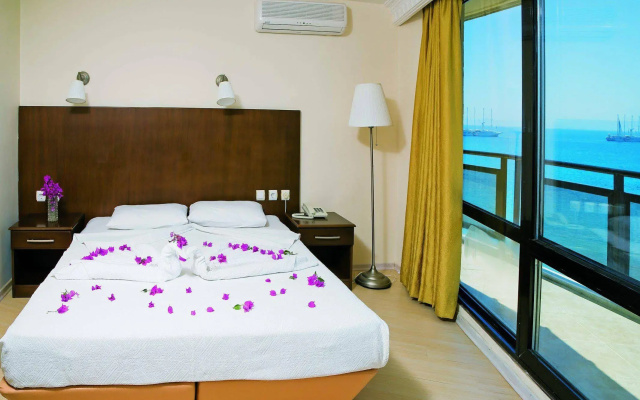 Orion Beach Hotel