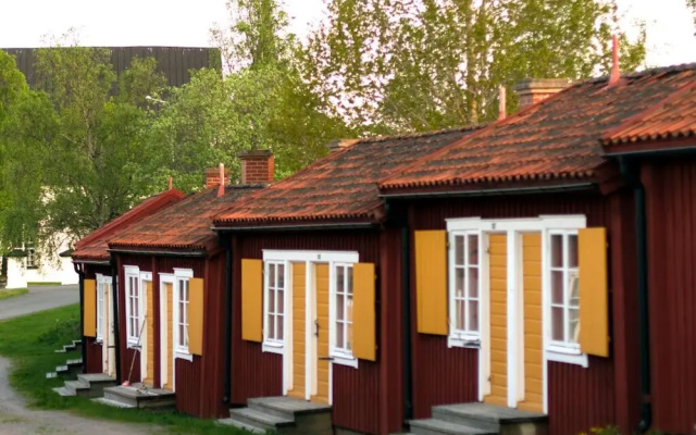 Lövångergården