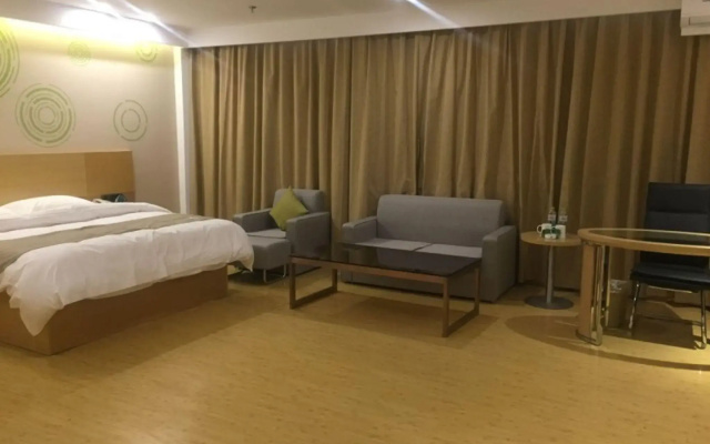 GreenTree Inn (Shanxian Huxi South Road store)
