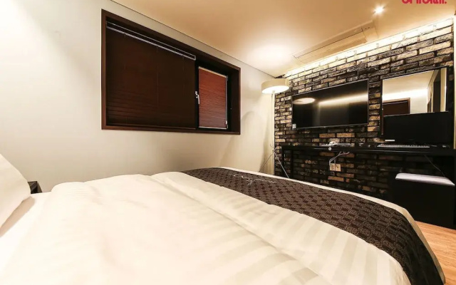 Yeongdeungpo Station New York Hotel