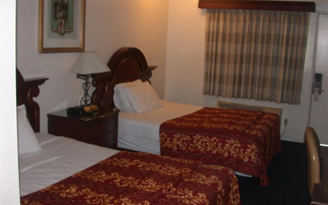 Valley Hotel