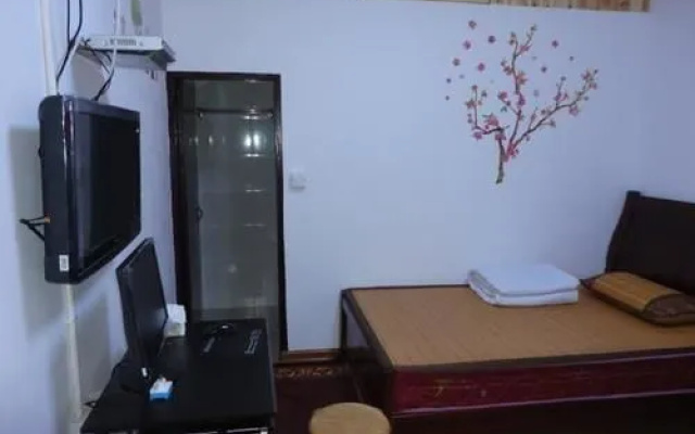 Youjian Xiaozhu Hostel