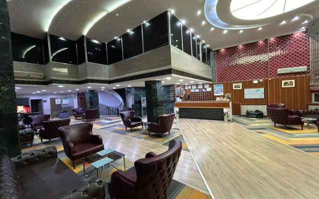 Nil Hotel