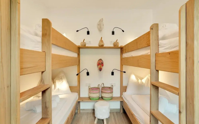 Luxurious Holiday Home With Sauna