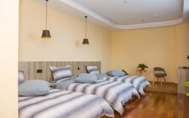 Hetianyue Business Hotel (Taiyuan Jinyang Street)