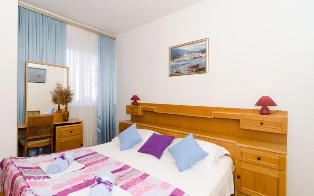 Apartman Red Orange
