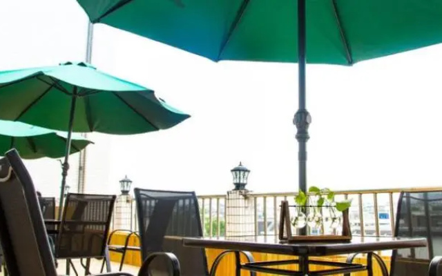 Suzhou Slow Enjoy Hotel (Guanqian Pedestrian Street Pingjiang Road)