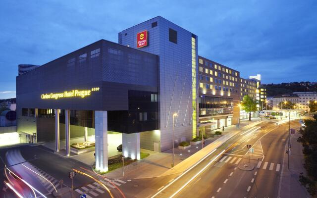 Clarion Congress Hotel Prague вид на фасад