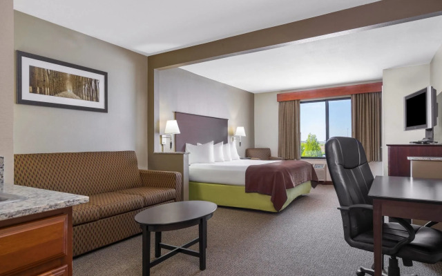 Comfort Inn & Suites Rochester South Mayo Clinic