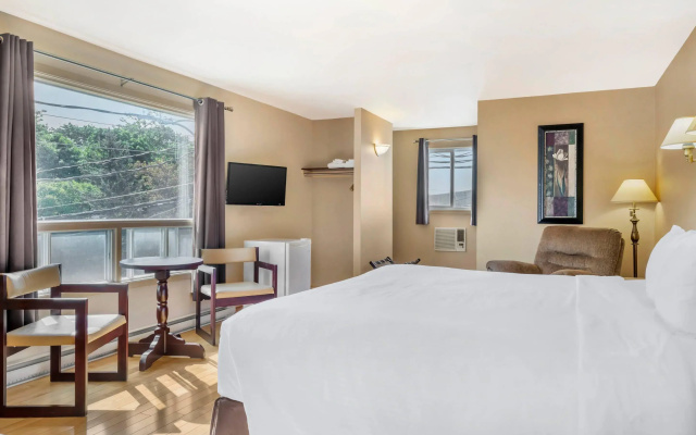 Rodeway Inn