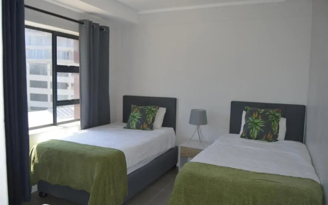 2 Sleeper with King Bed at Point Waterfront