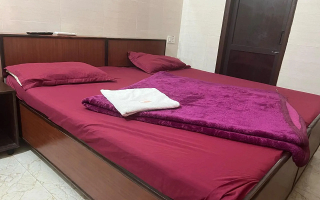 OYO 19355 Blessing Guest House