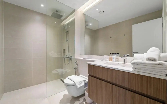 1BR La Sirene Waterfront Escape