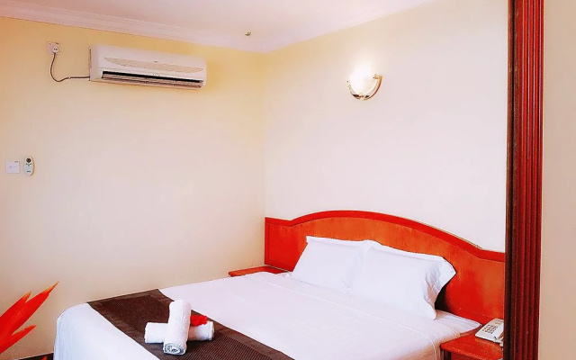 Global Hotel