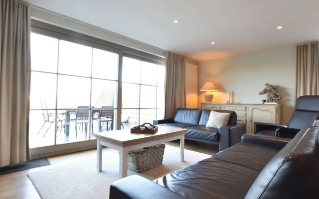 Spacious Holiday Home in Middelkerke with Hot Tub