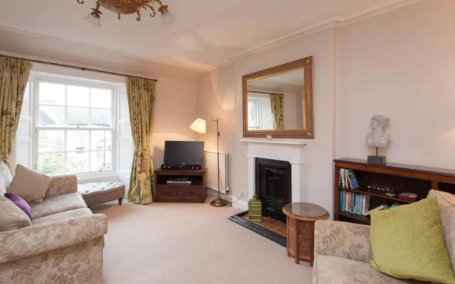 The Hart Street Residence No 1