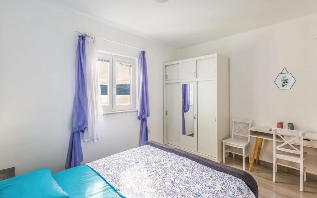 Amazing Home in Komarna With Wifi and 3 Bedrooms