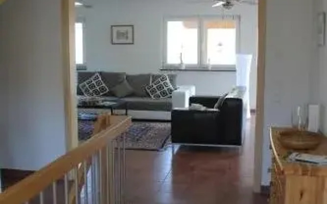 The Vines Holiday House
