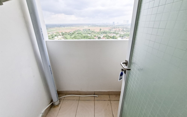 Good Location Studio At Cisauk Point Apartment