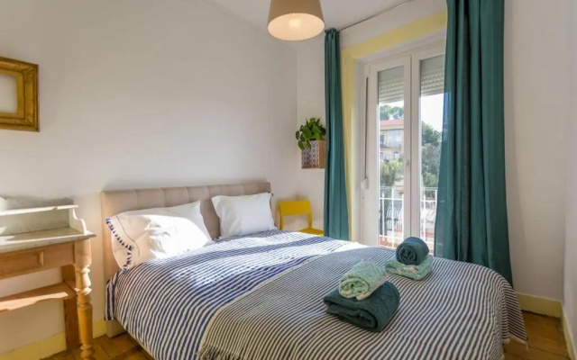 Charming flat with 2 bedrooms on Lisbon's 7th hill