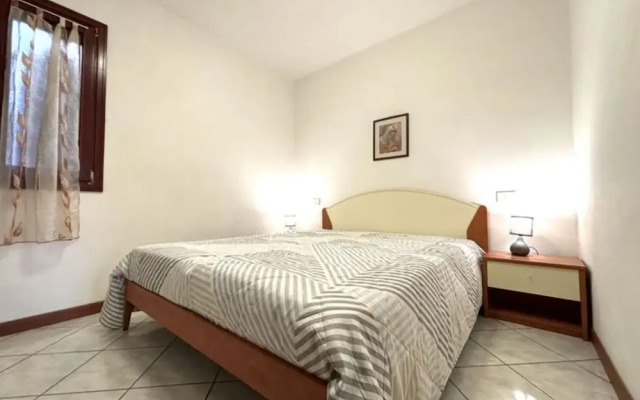 Flat in Seafront Residence With Pool