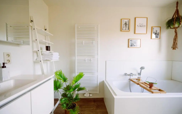 Beautiful House with Hottub Near Sea And Bruges
