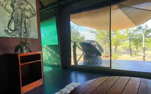 Shanatsi Safari Lodge