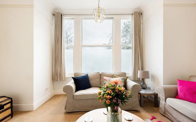 Garden Flat Near Ealing Broadway
