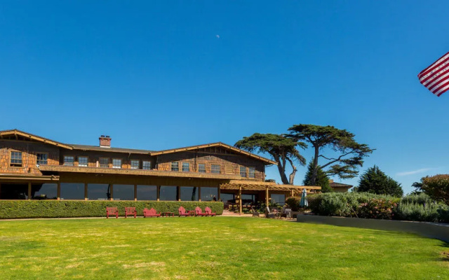 The Pierpont Inn