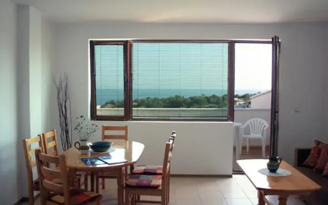 Anna Apartment