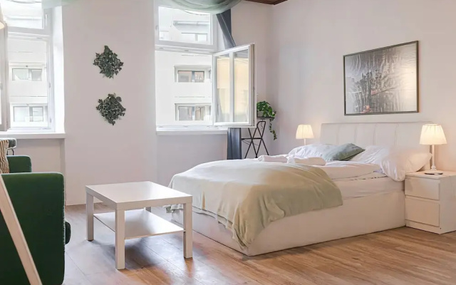 Spacious 2BR Apt Ideal for Longstays