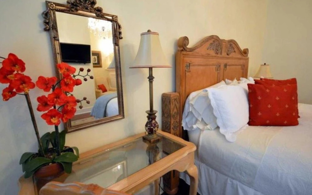 The Kenwood Inn