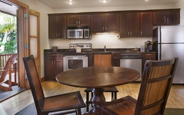 Island City House Hotel