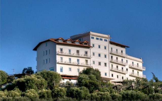 Отель Grand Hotel Aminta Италия, Сорренто - отзывы, цены и фото номеров - забронировать отель Grand Hotel Aminta онлайн вид на фасад