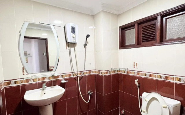 MINA HOUSE Airport Apartment