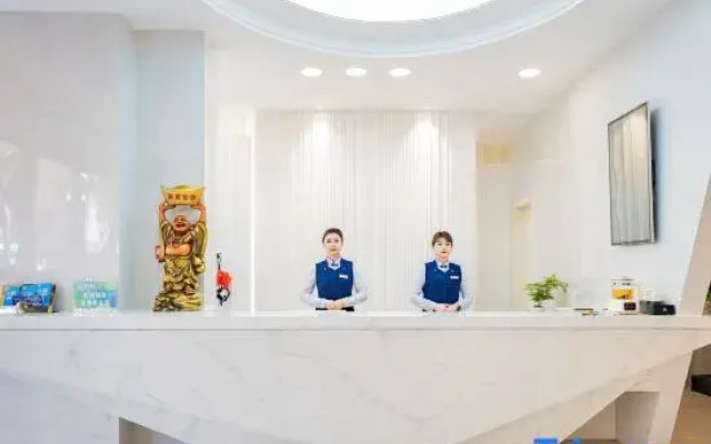 Kaiyue Business Hotel