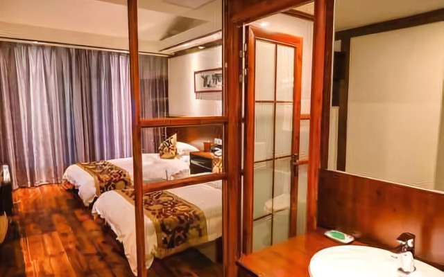 Ruyuan Culture Theme Inn