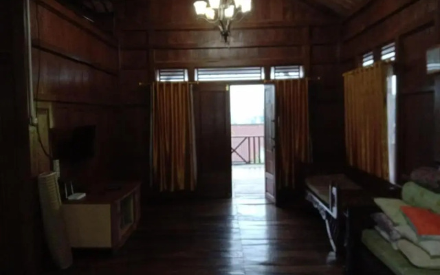 Rumah Kayu Sumberrejo