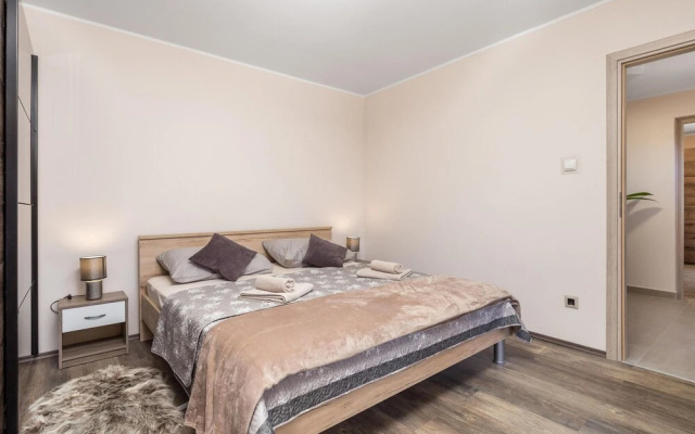 Beautiful Apartment in Rijeka With Wifi and 3 Bedrooms