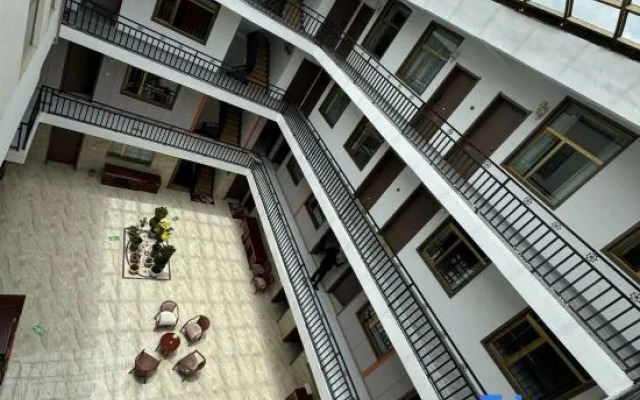 Jigzhi Sunshine Hotel