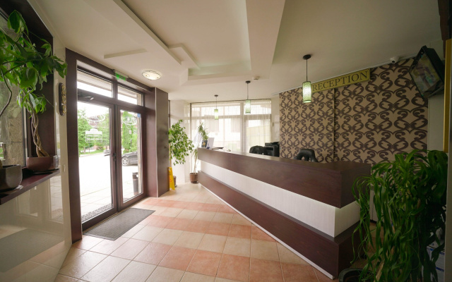 Persey Flora Apartments