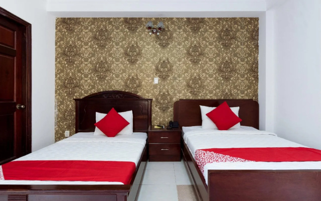 127 Quynh Kim Hotel