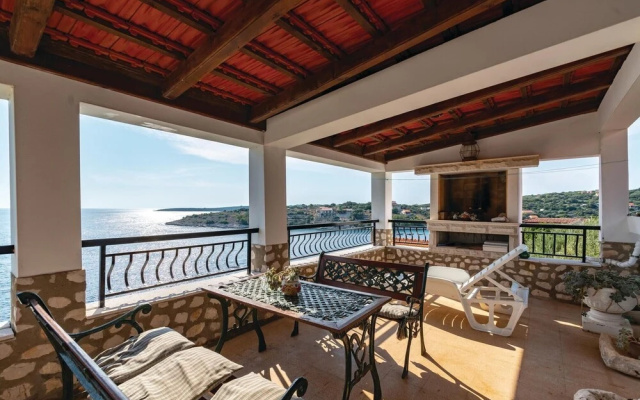 Amazing Home in Stratincica With Wifi and 3 Bedrooms